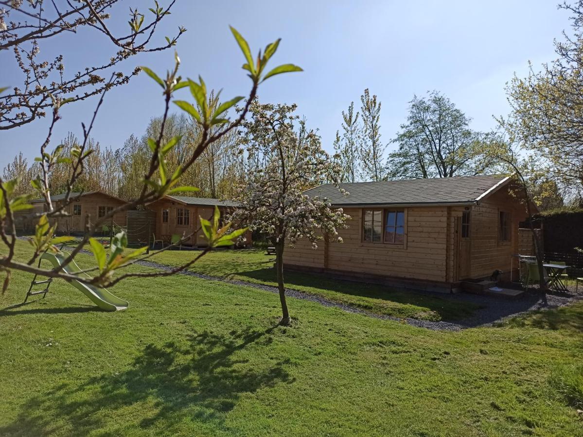 Gite Les Chalets Du Fliers Verton Meubles De Tourisme Classes 2 Etoiles Berck Exterior photo