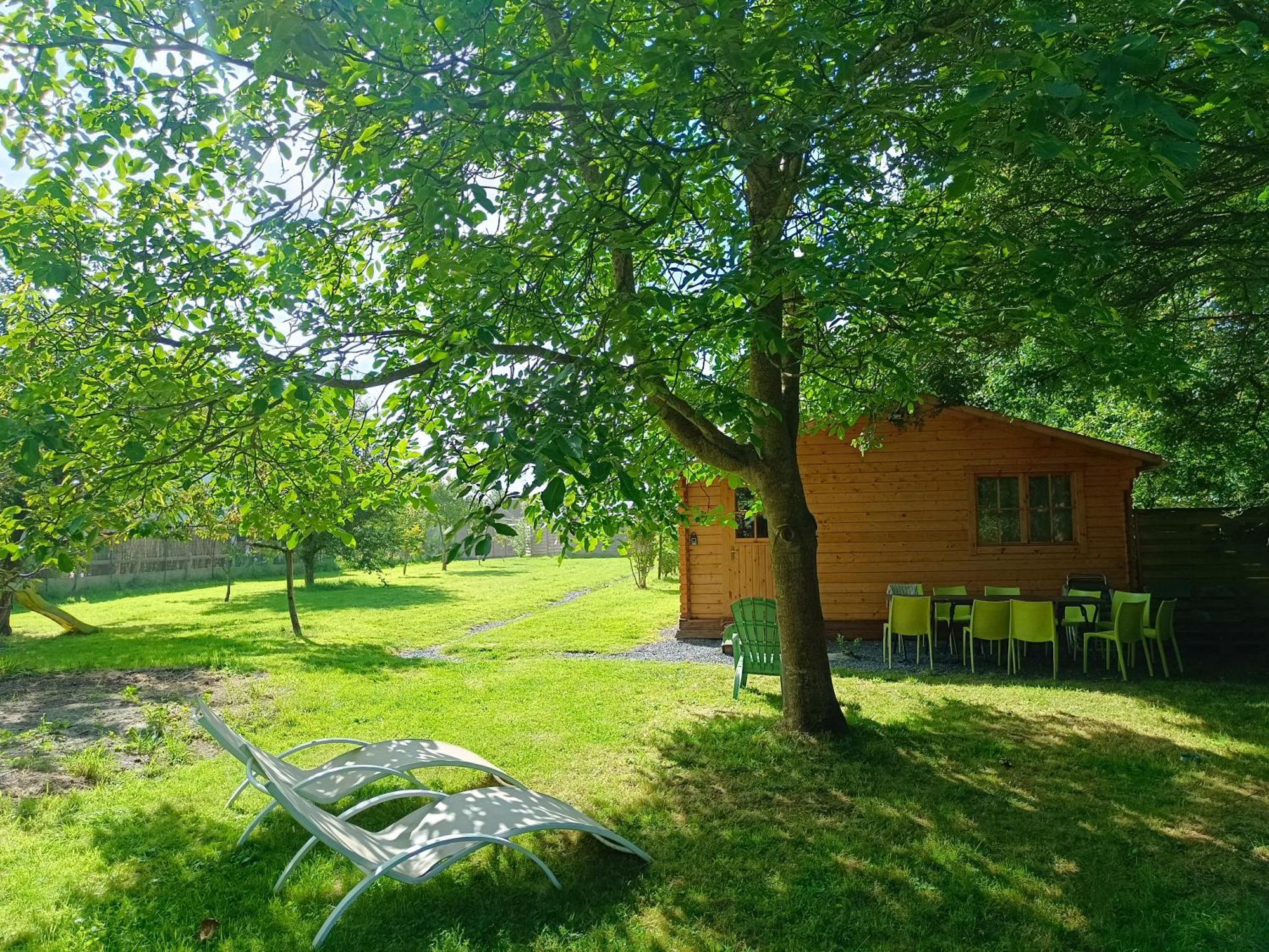 Gite Les Chalets Du Fliers Verton Meubles De Tourisme Classes 2 Etoiles Berck Exterior photo