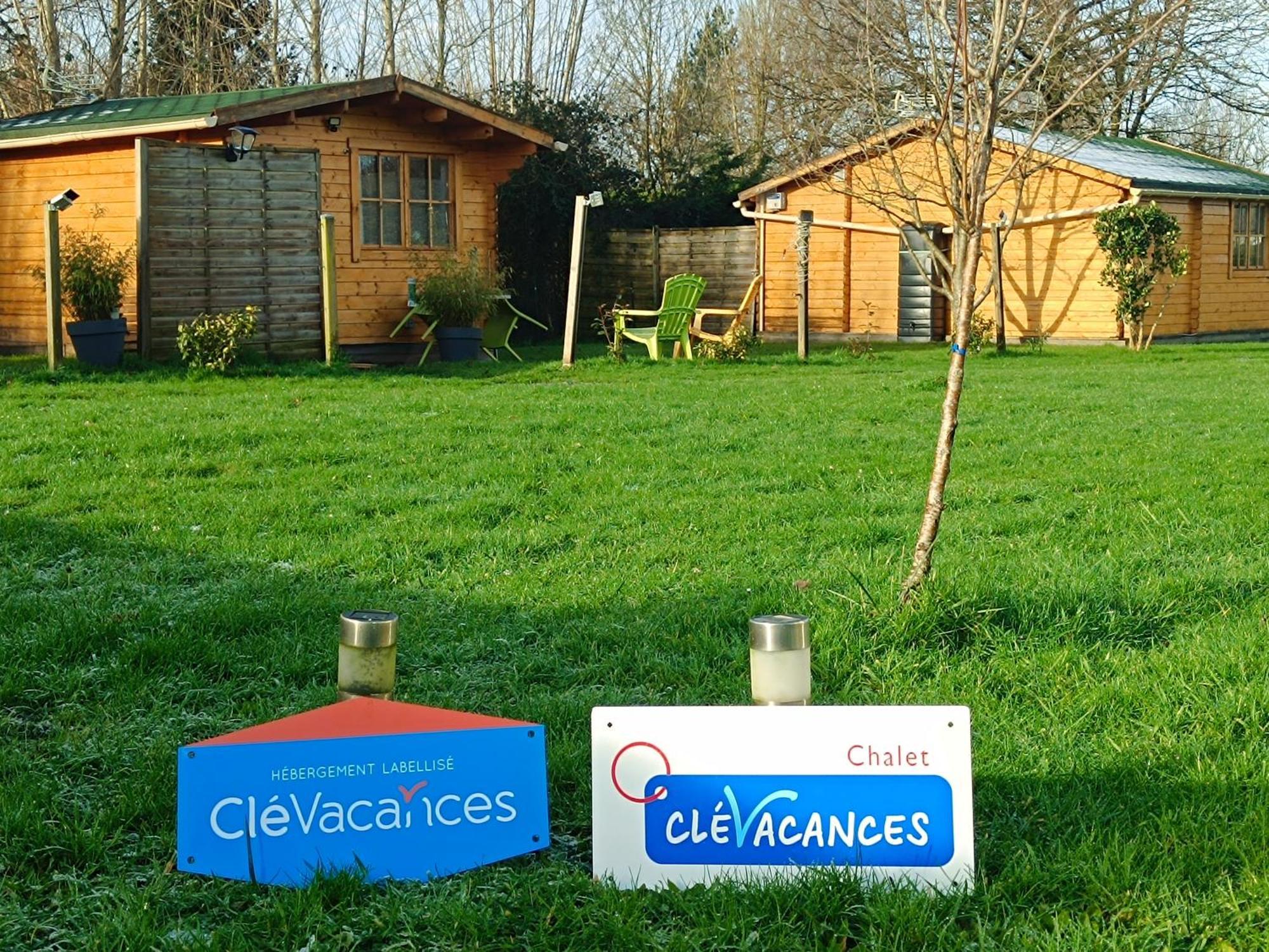 Gite Les Chalets Du Fliers Verton Meubles De Tourisme Classes 2 Etoiles Berck Exterior photo