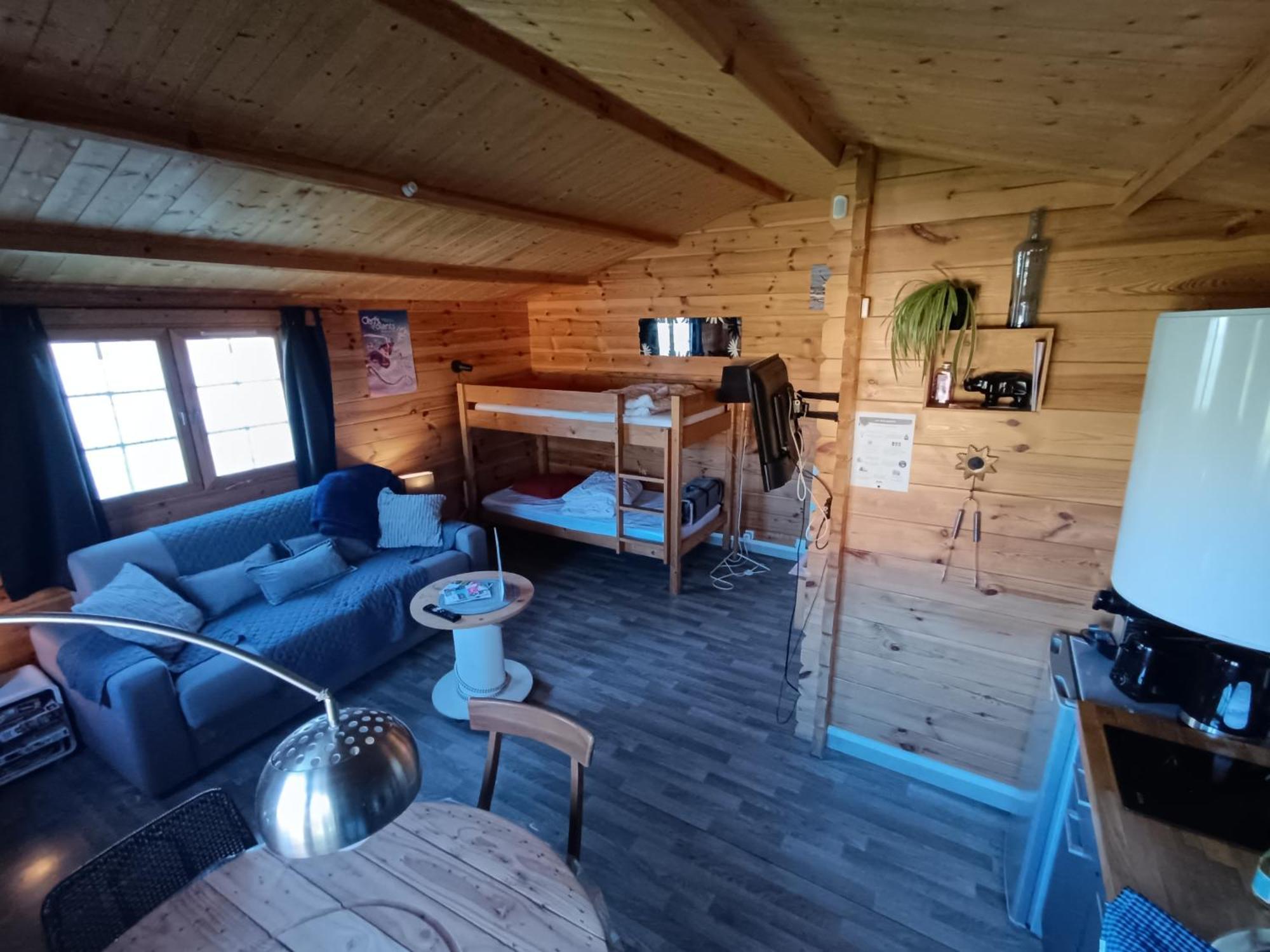 Gite Les Chalets Du Fliers Verton Meubles De Tourisme Classes 2 Etoiles Berck Room photo