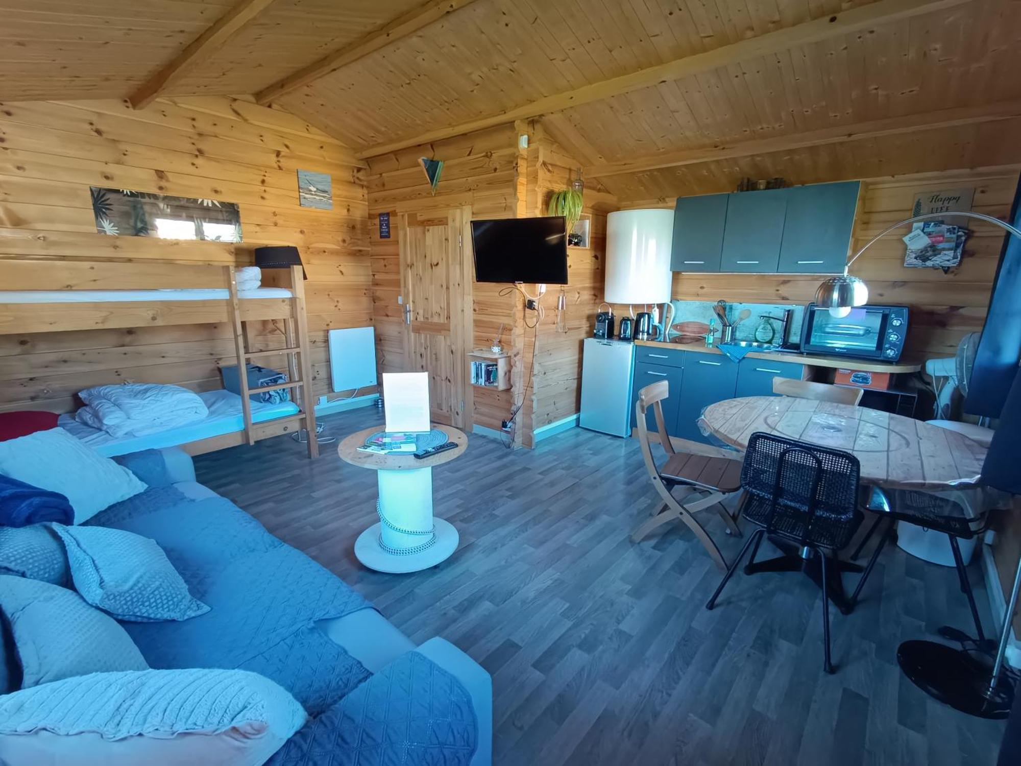 Gite Les Chalets Du Fliers Verton Meubles De Tourisme Classes 2 Etoiles Berck Room photo